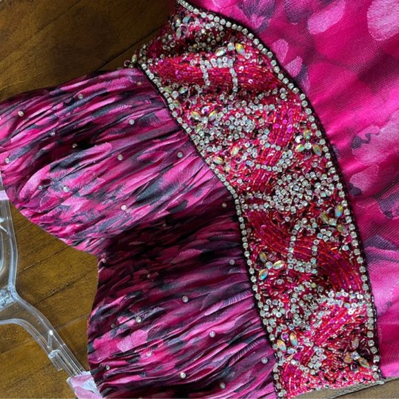 Alexia Designs Prom Dress - Picture 4 of 4